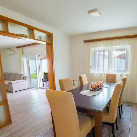 Sun Haven Oasis 빌라 Kosor